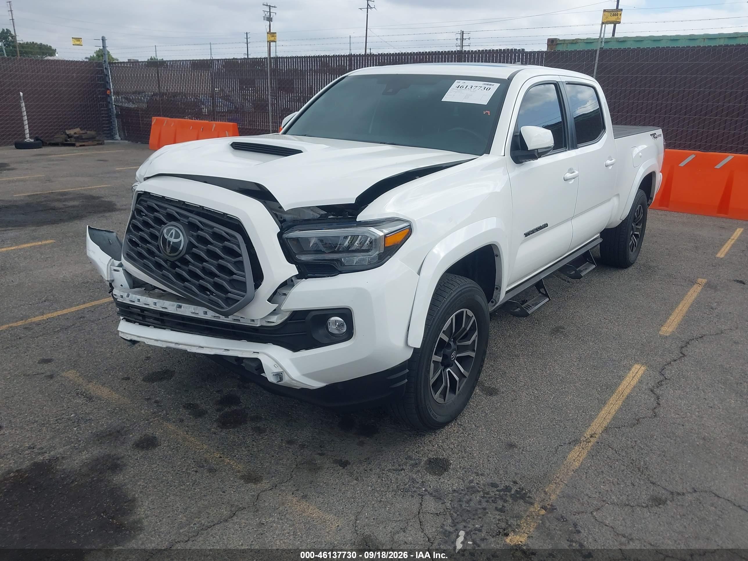 2022 TOYOTA TACOMA TRD SPORT — I2