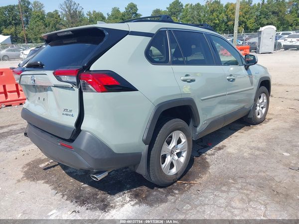2021 TOYOTA RAV4 XLE — I4