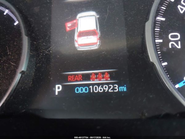 2021 TOYOTA RAV4 XLE — I118