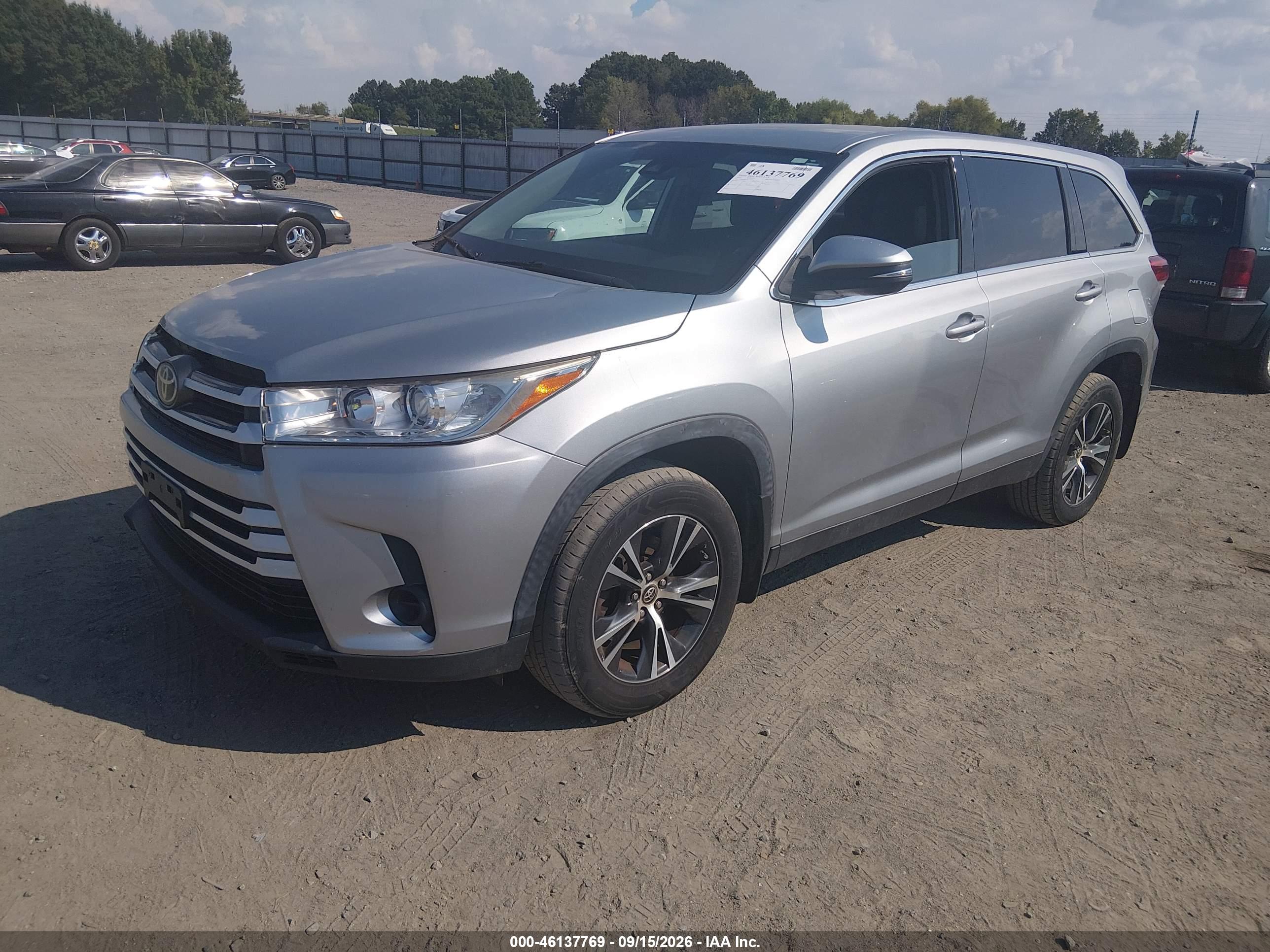 2019 TOYOTA HIGHLANDER LE — I2