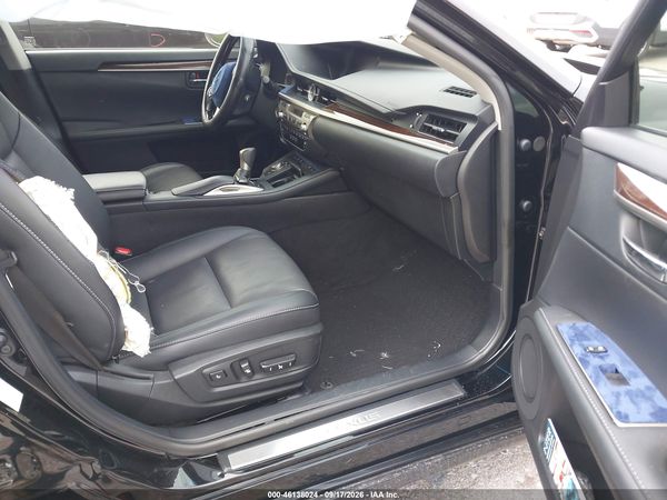 2016 LEXUS ES 350 — I5
