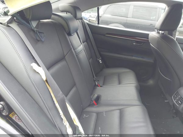 2016 LEXUS ES 350 — I8
