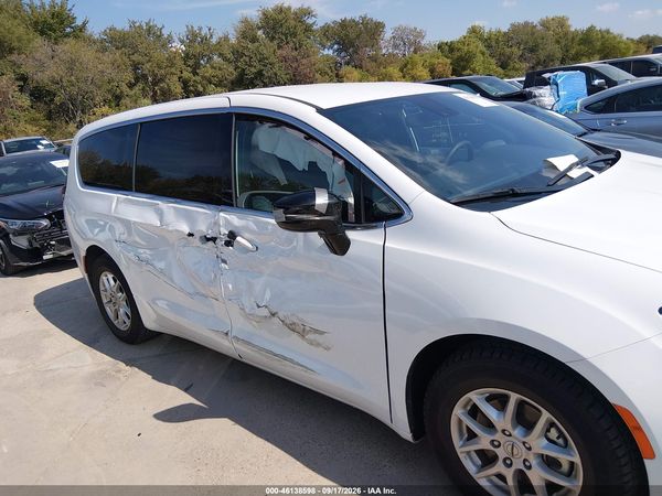 2025 CHRYSLER PACIFICA SELECT — I116