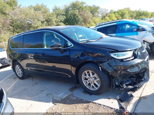 2024 CHRYSLER PACIFICA TOURING L — I116