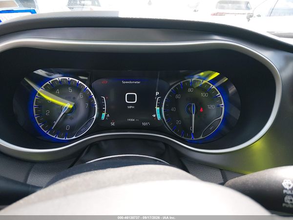 2026 CHRYSLER PACIFICA SELECT — I7