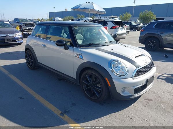 2012 MINI COOPER S — I1