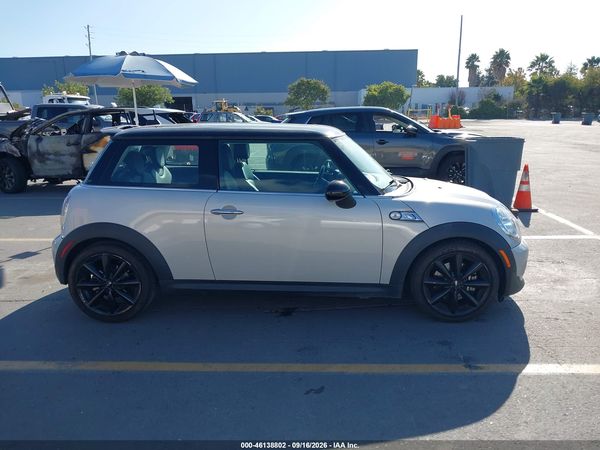 2012 MINI COOPER S — I116