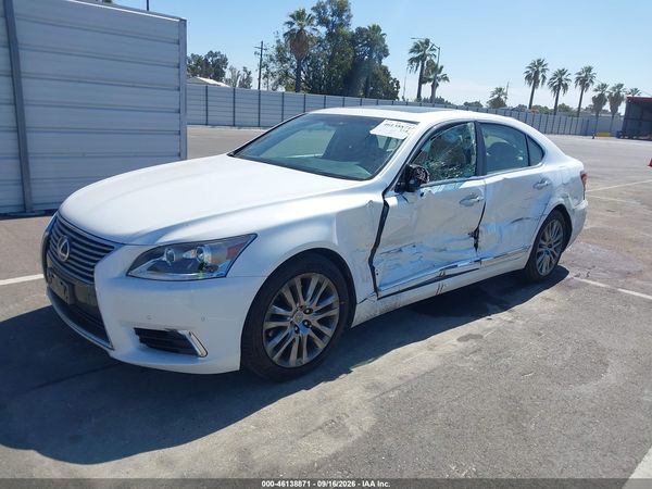 2017 LEXUS LS 460 — I2