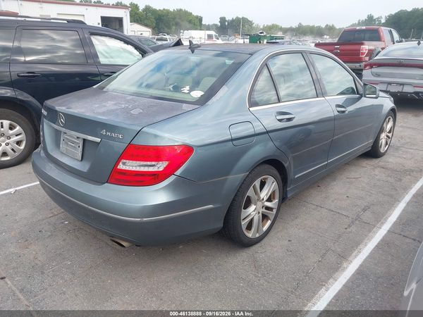 2012 MERCEDES-BENZ C 300 — I4