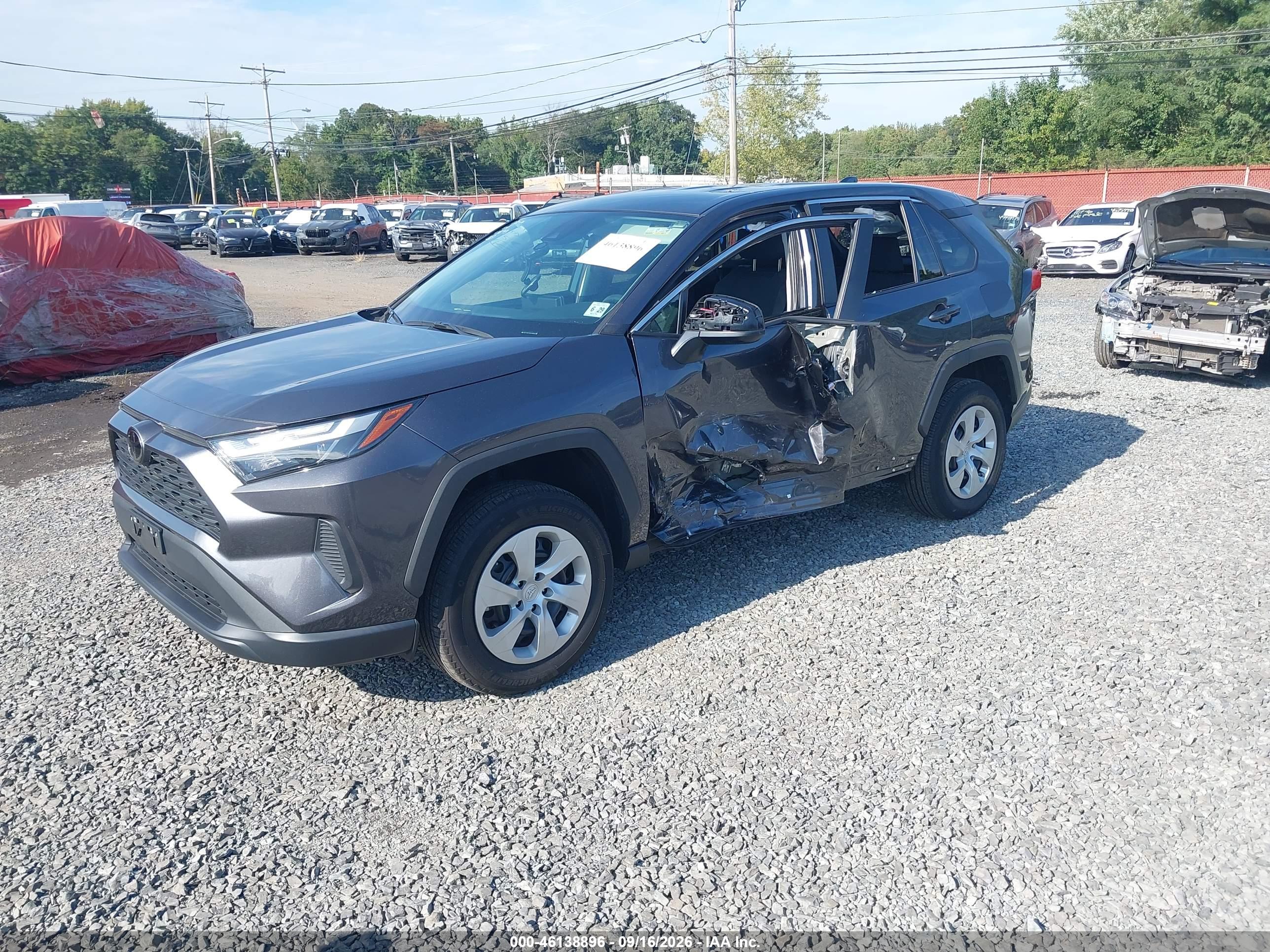 2024 TOYOTA RAV4 LE — I2