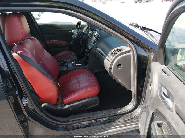 2013 CHRYSLER 300 300S — I5