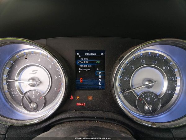 2013 CHRYSLER 300 300S — I7