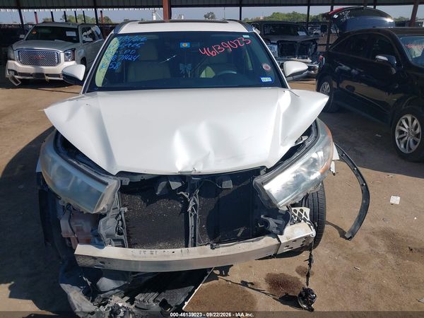 2016 TOYOTA HIGHLANDER LIMITED V6 — I115
