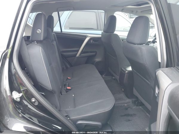 2018 TOYOTA RAV4 XLE — I8