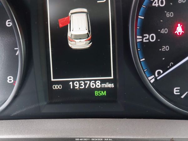 2018 TOYOTA RAV4 XLE — I118
