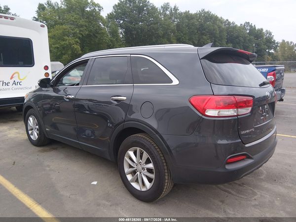 2017 KIA SORENTO 2.4L LX — I3
