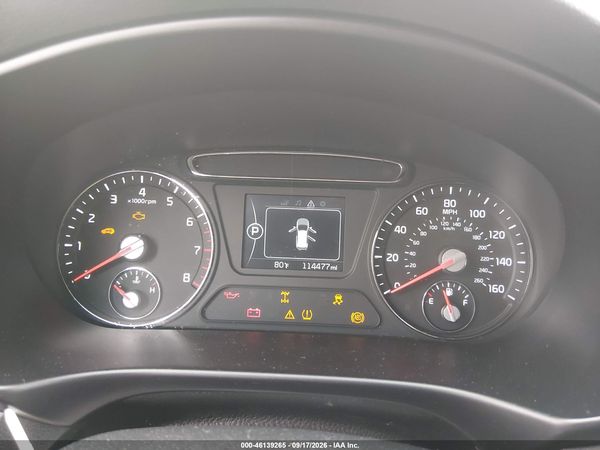 2017 KIA SORENTO 2.4L LX — I7