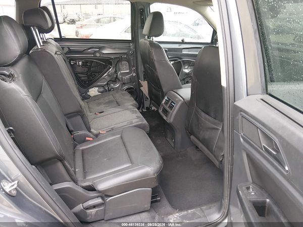 2019 VOLKSWAGEN ATLAS 3.6L V6 SE W/TECHNOLOGY — I8