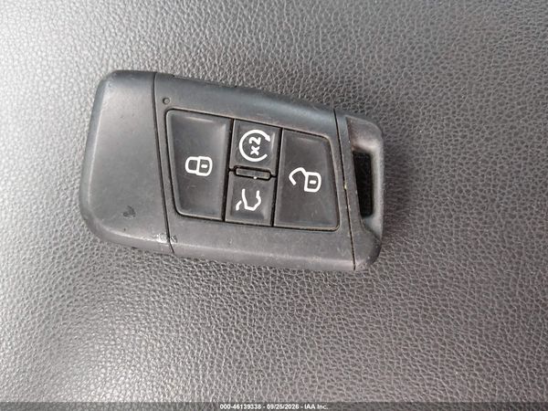 2019 VOLKSWAGEN ATLAS 3.6L V6 SE W/TECHNOLOGY — I11