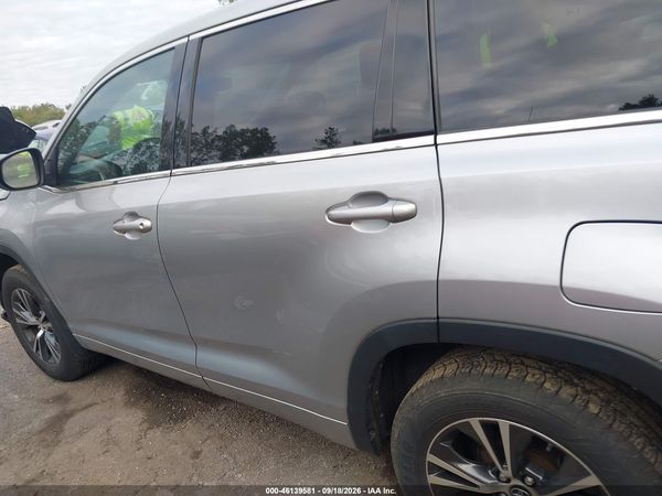 2018 TOYOTA HIGHLANDER LE — I117