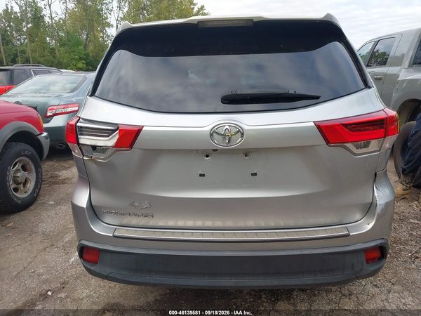 2018 TOYOTA HIGHLANDER LE — I119