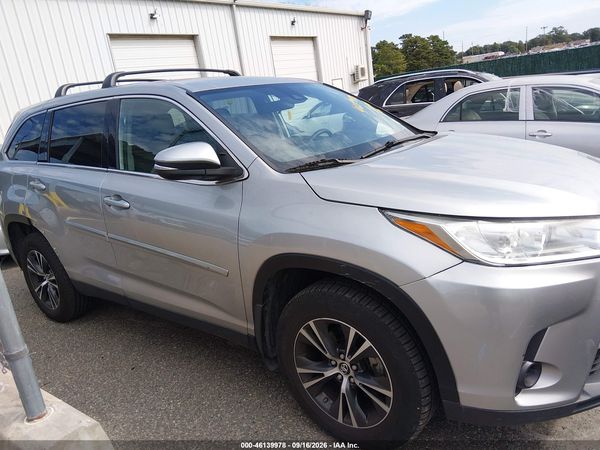2019 TOYOTA HIGHLANDER LE — I116