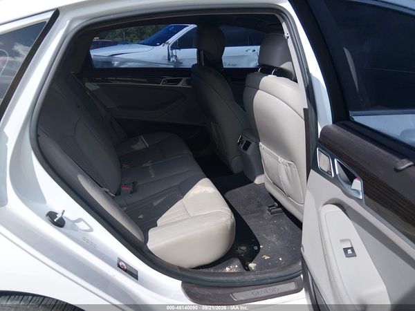 2018 GENESIS G80 3.8 — I8