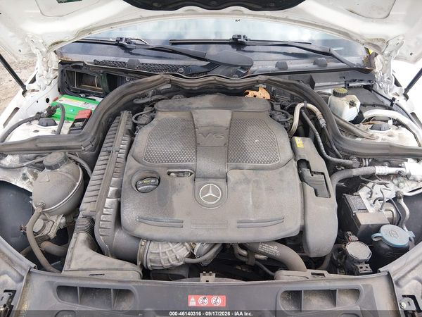 2013 MERCEDES-BENZ C 300 LUXURY 4MATIC — I10