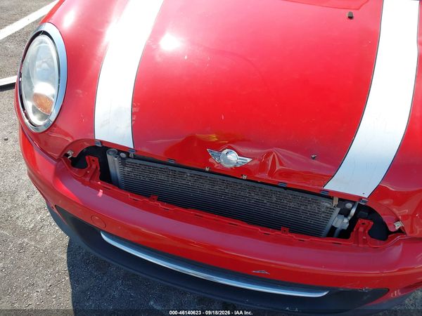 2013 MINI HARDTOP COOPER — I10
