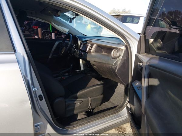 2016 TOYOTA RAV4 LE — I5