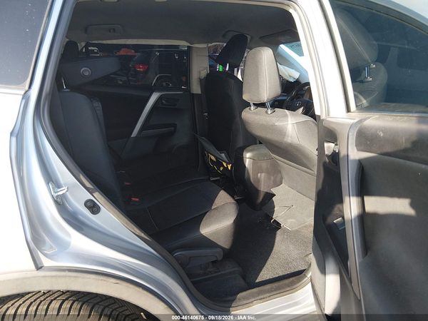 2016 TOYOTA RAV4 LE — I8