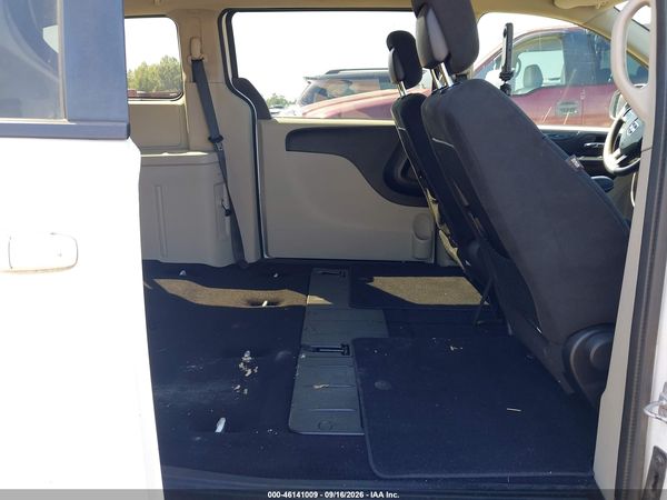 2017 DODGE GRAND CARAVAN SE — I8
