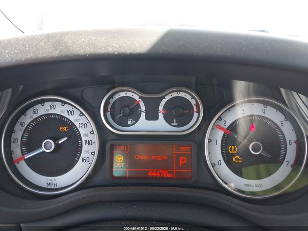 2014 FIAT 500L TREKKING — I7