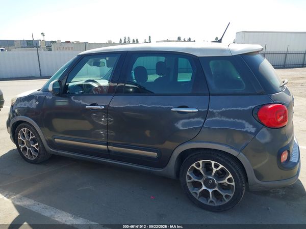 2014 FIAT 500L TREKKING — I117