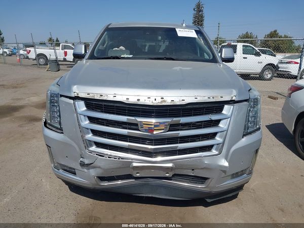 2017 CADILLAC ESCALADE LUXURY — I115