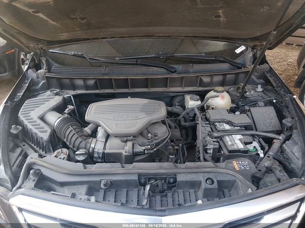2017 CADILLAC XT5 LUXURY — I10