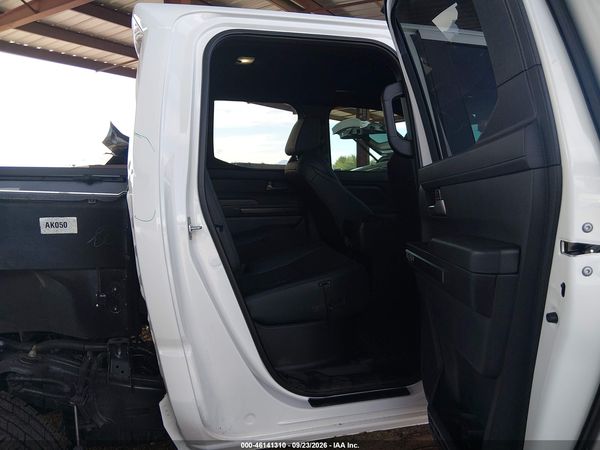 2026 TOYOTA TACOMA TRD SPORT — I8