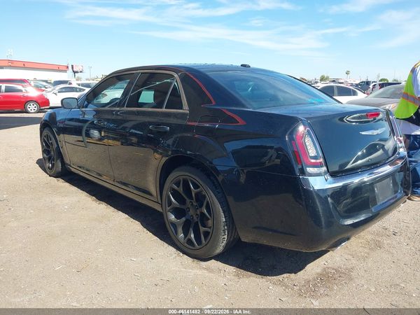 2014 CHRYSLER 300 — I3