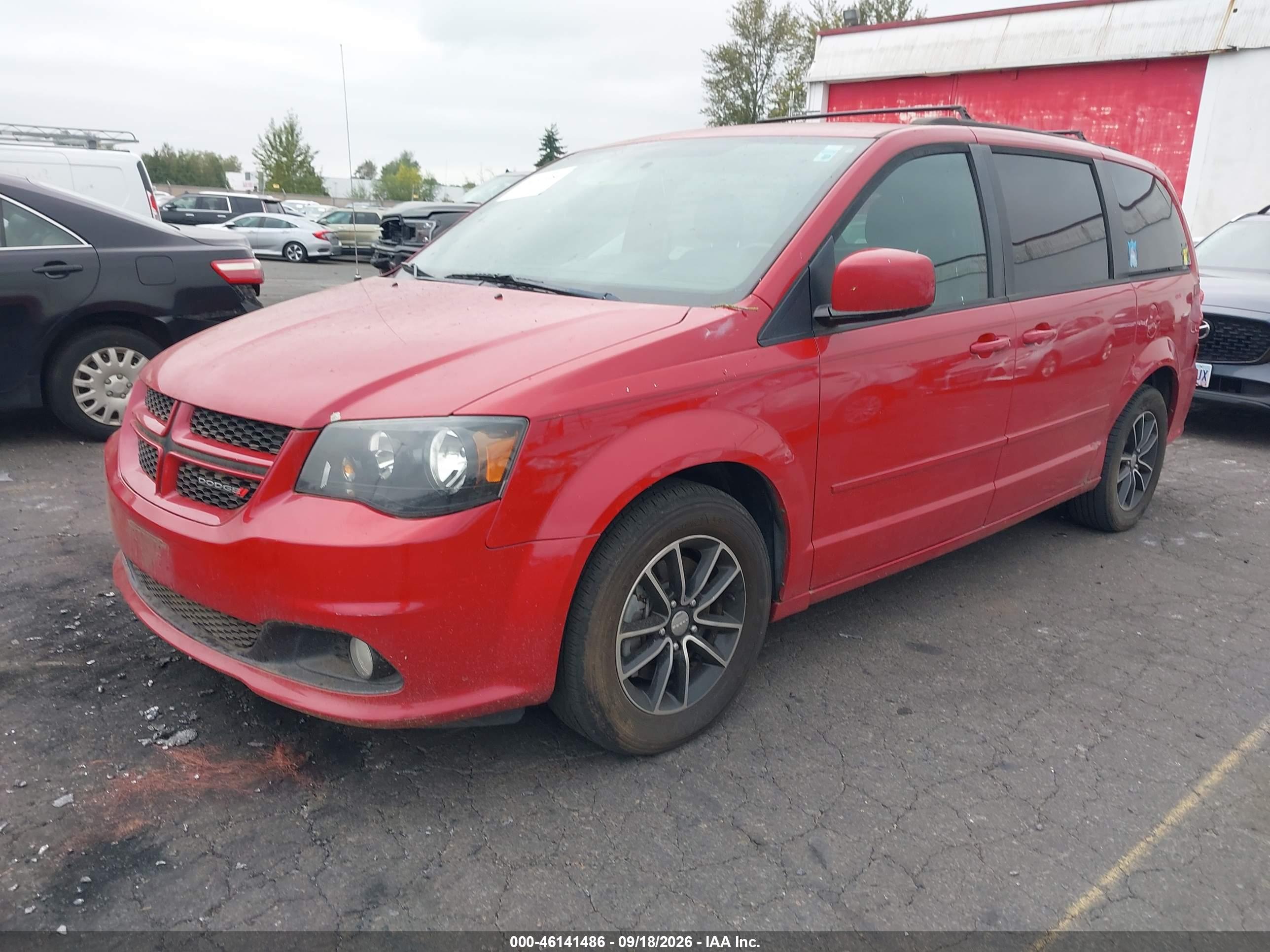 2016 DODGE GRAND CARAVAN R/T — I2