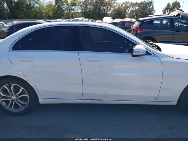 2017 MERCEDES-BENZ C 300 C300 — I116