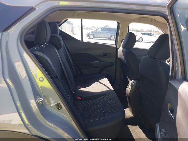 2023 NISSAN KICKS SV XTRONIC CVT — I8