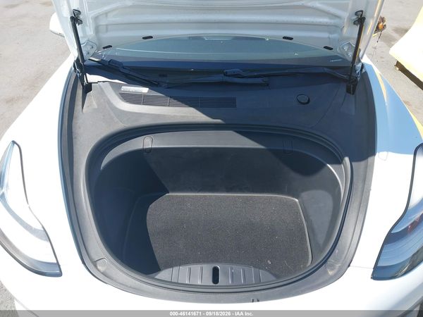 2018 TESLA MODEL 3 LONG RANGE/PERFORMANCE — I10