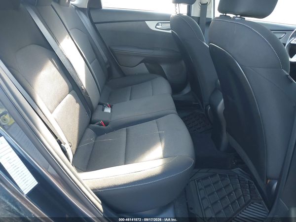 2023 KIA FORTE LXS — I8