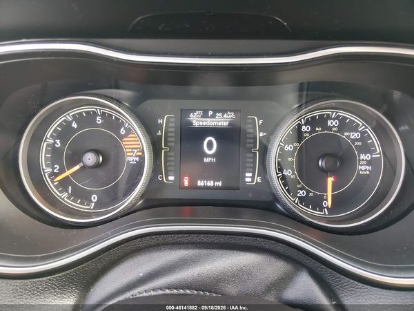 2021 JEEP CHEROKEE LATITUDE PLUS FWD — I7