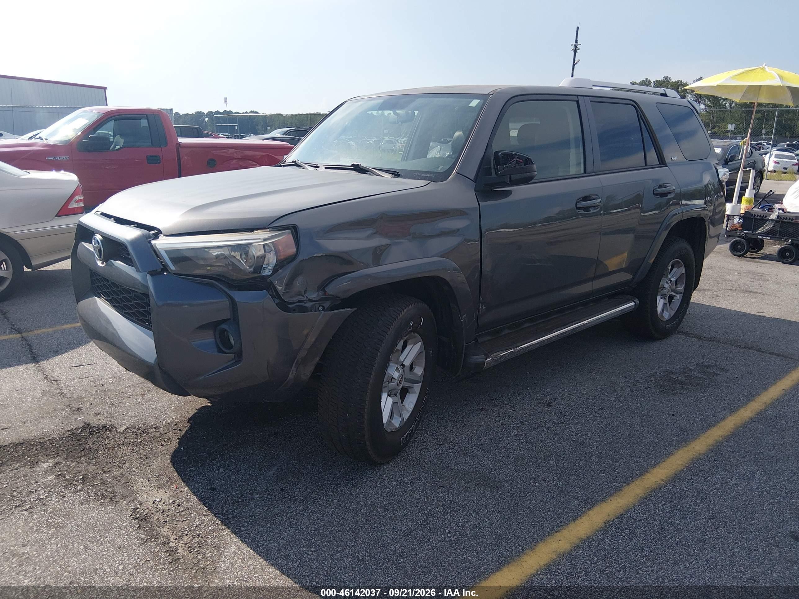 2016 TOYOTA 4RUNNER SR5 — I2
