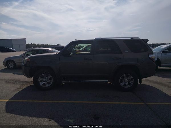 2016 TOYOTA 4RUNNER SR5 — I117