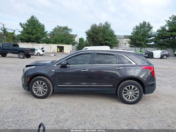 2017 CADILLAC XT5 LUXURY — I117
