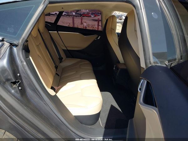 2017 TESLA MODEL S 60/75 — I8
