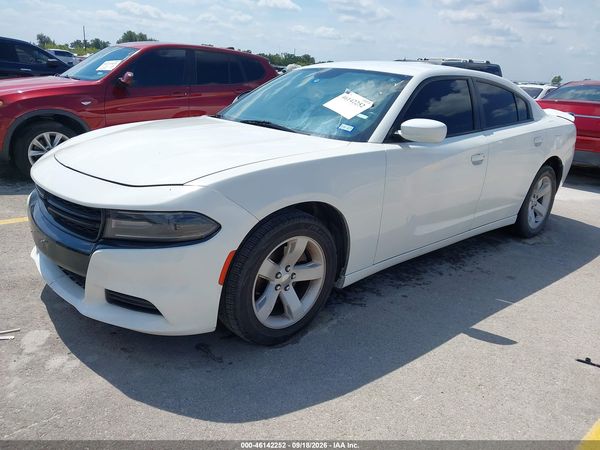 2017 DODGE CHARGER SE RWD — I2
