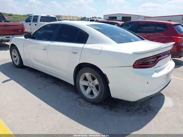 2017 DODGE CHARGER SE RWD — I3